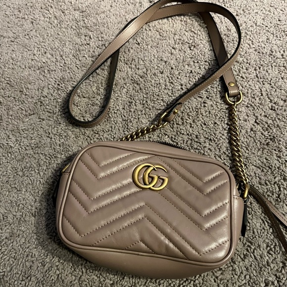 EUC condition, GG bag. authentic! Purchased at Nordstrom. - Picture 2 of 3